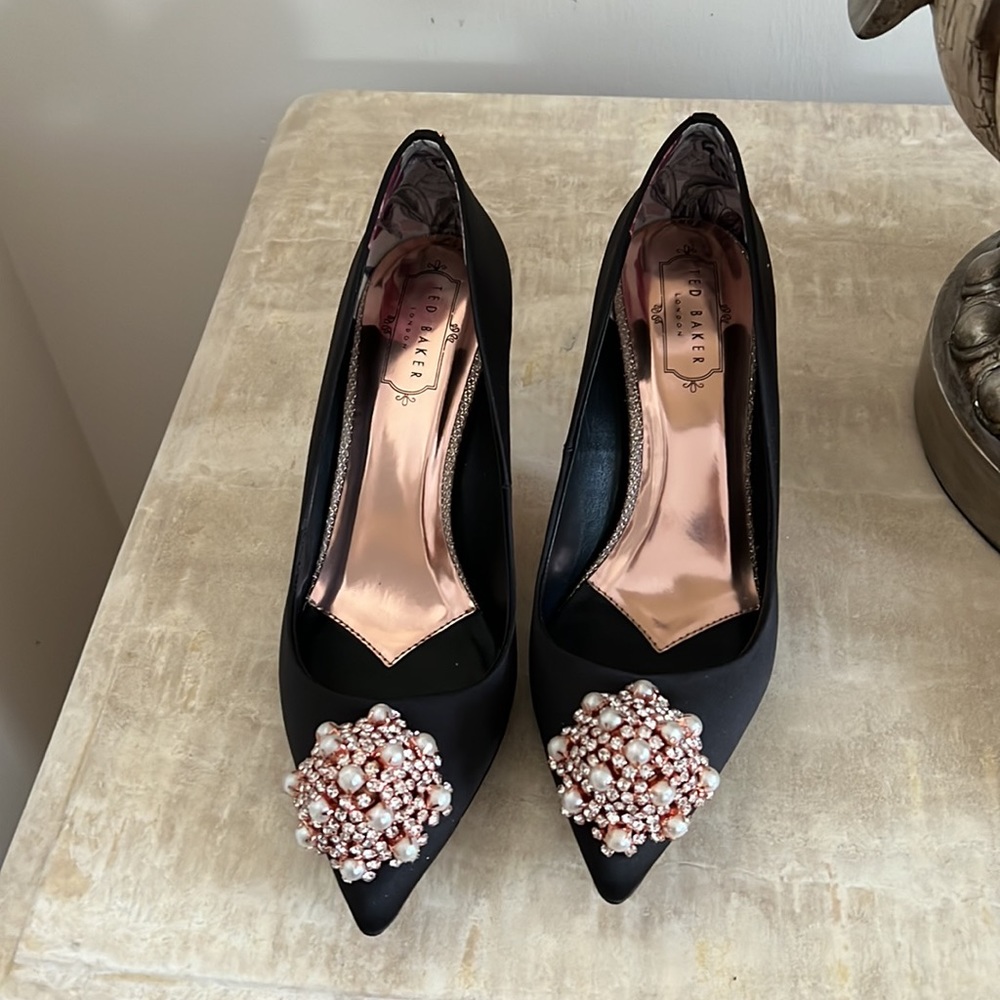 NWT Ted baker pumps